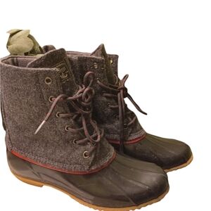 G H Bass boots size 10